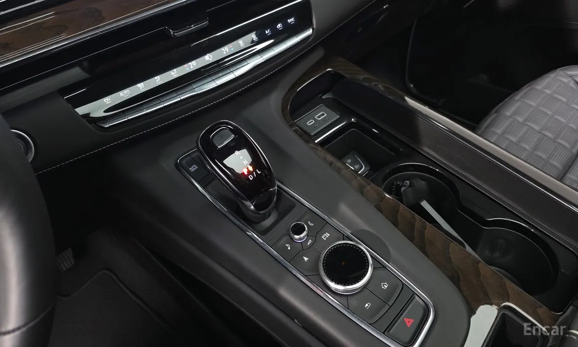 Cadillac Escalade 2021 6.2