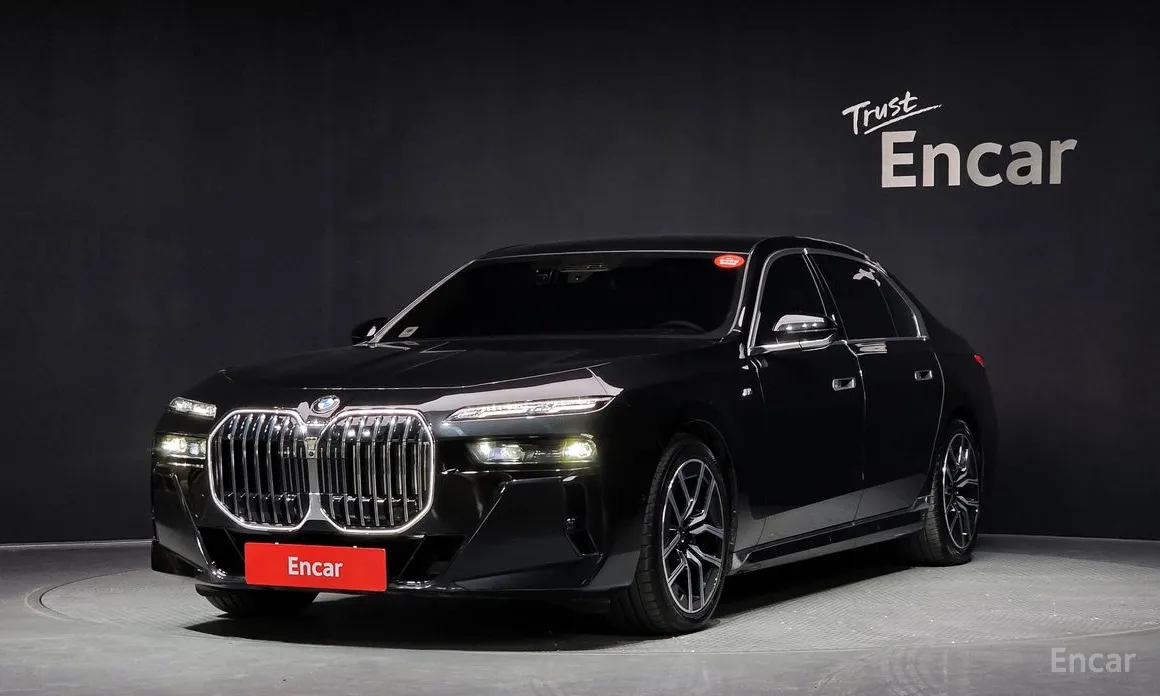 BMW 7 Series 2022 740d xDrive M Sport