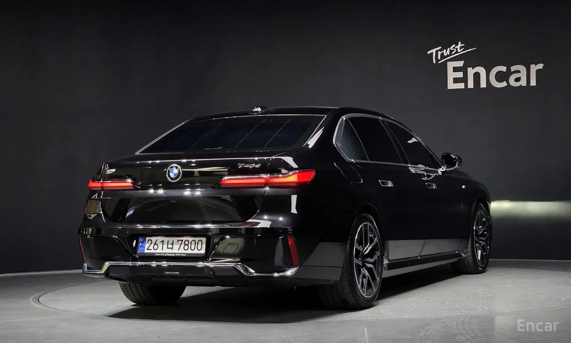 BMW 7 Series 2022 740d xDrive M Sport