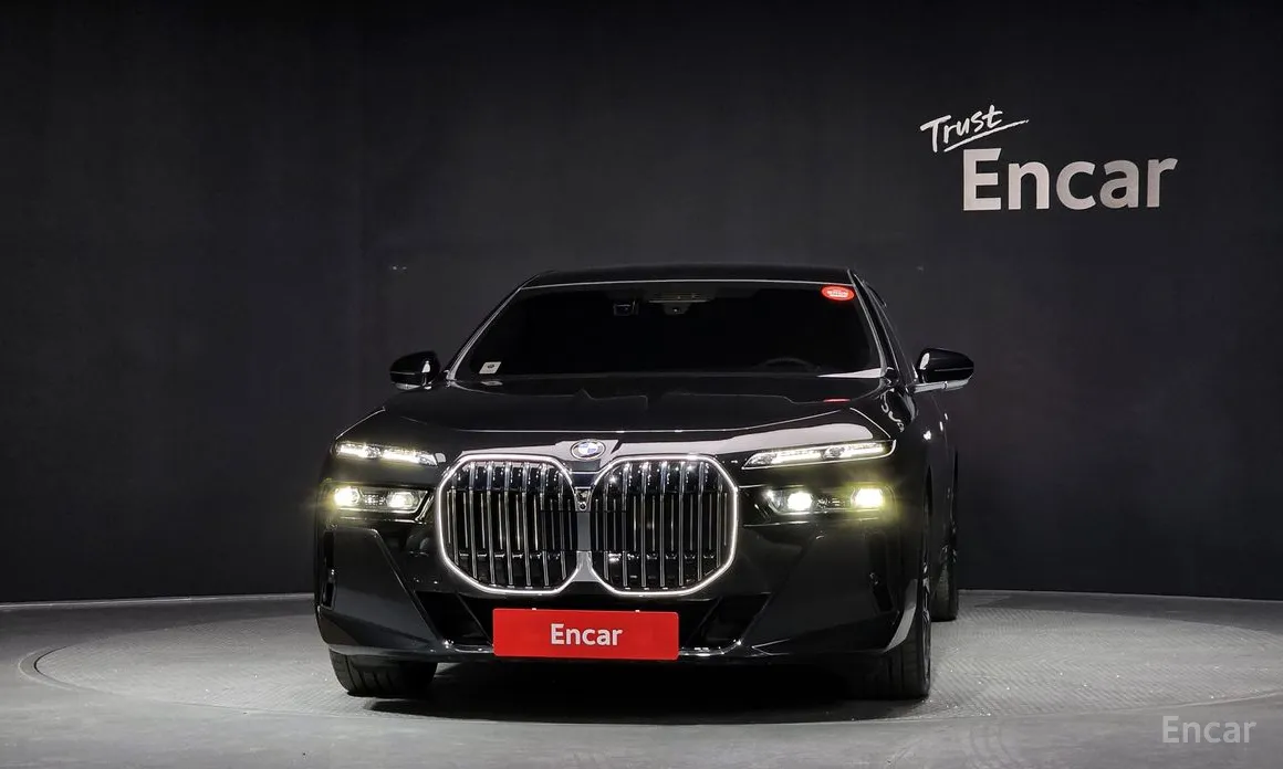 BMW 7 Series 2022 740d xDrive M Sport