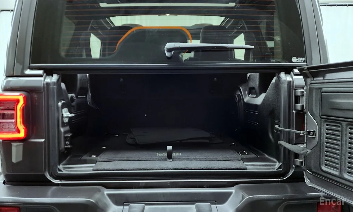 Jeep Wrangler 2018 2.0 Overland Power Top 4Door