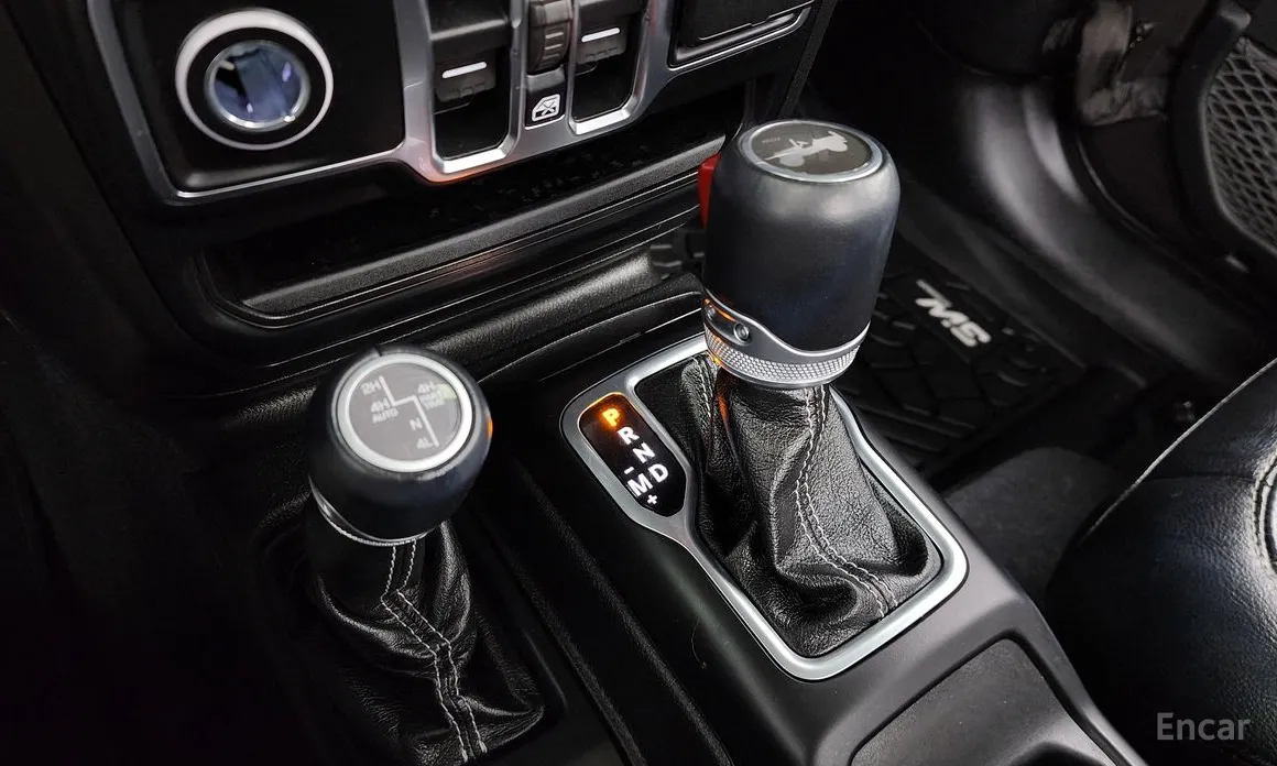 Jeep Wrangler 2018 2.0 Overland Power Top 4Door