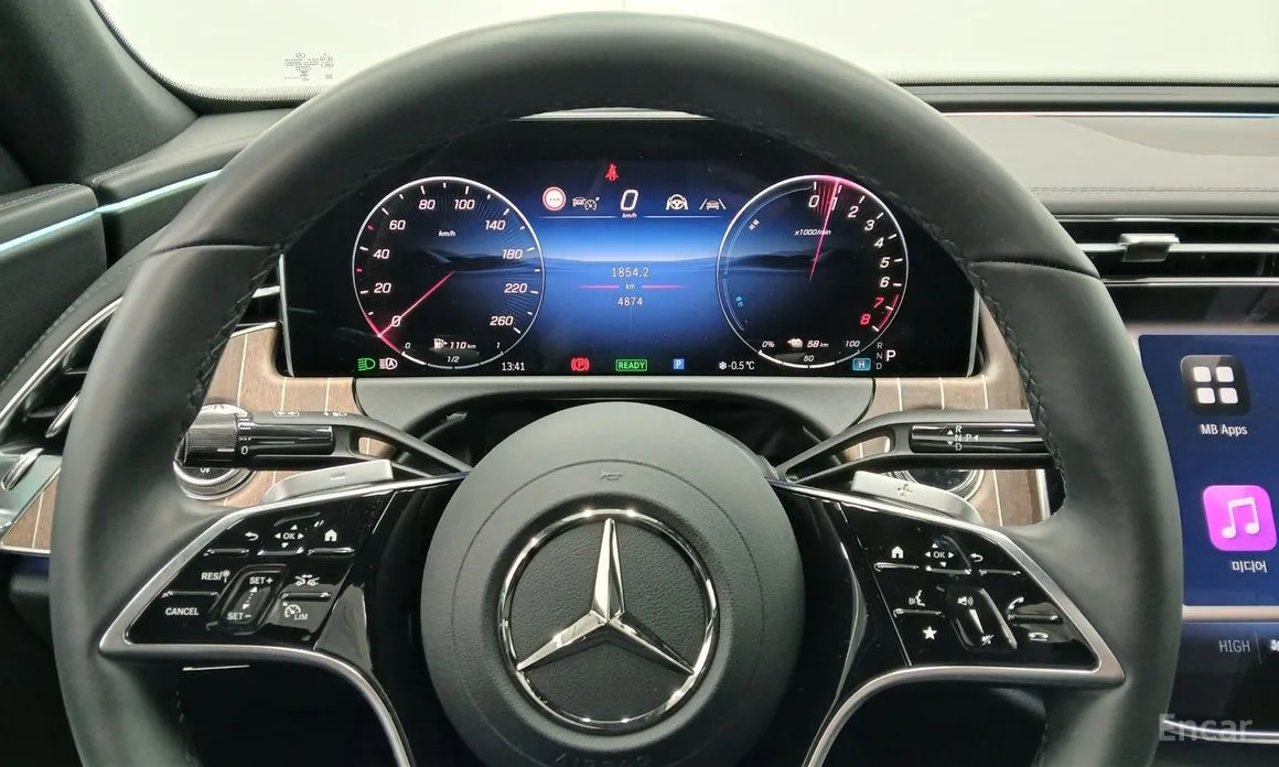 Mercedes-Benz E-Class 2024 E350e 4MATIC