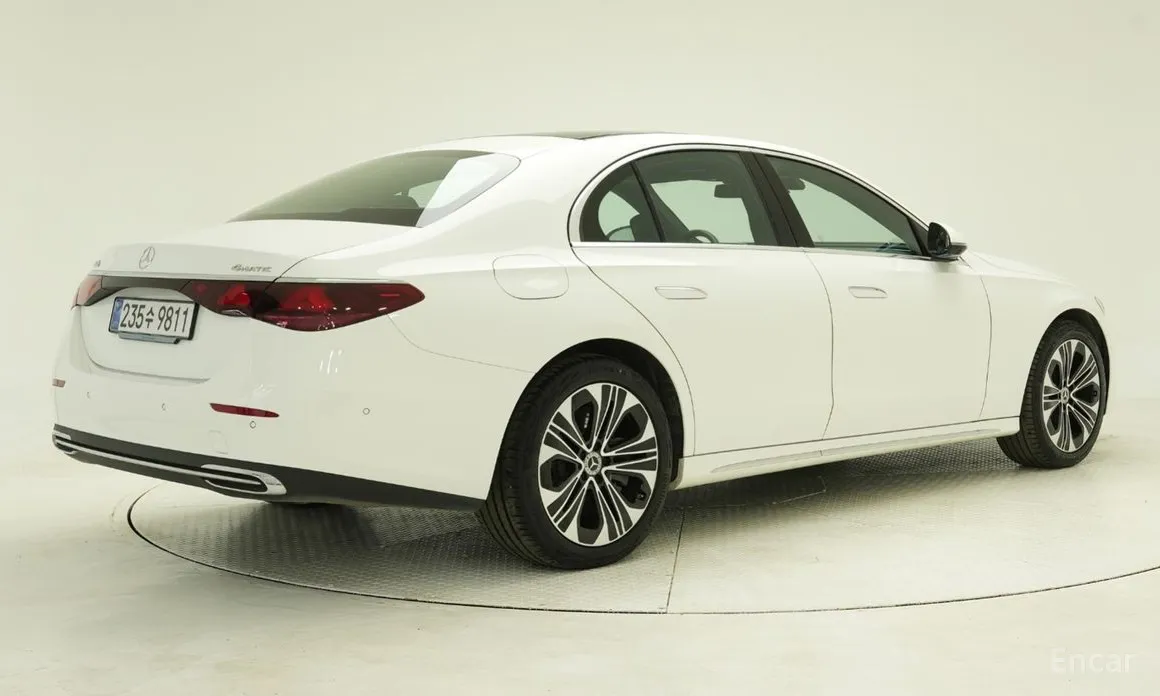 Mercedes-Benz E-Class 2024 E350e 4MATIC