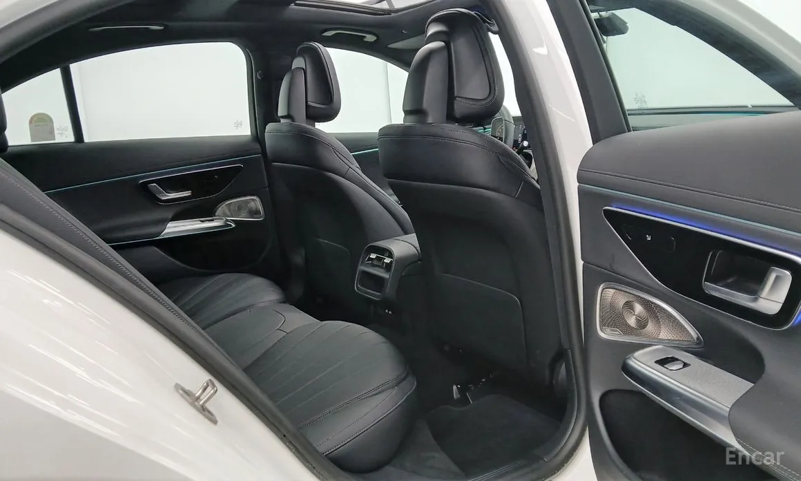 Mercedes-Benz E-Class 2024 E350e 4MATIC