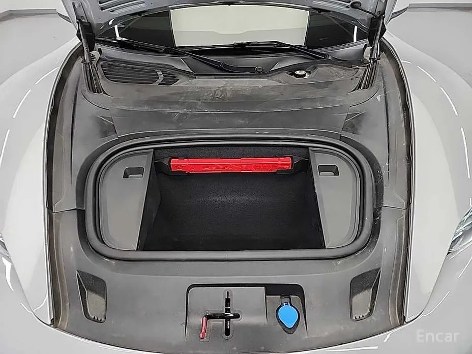 Porsche Taycan 2020 GTS