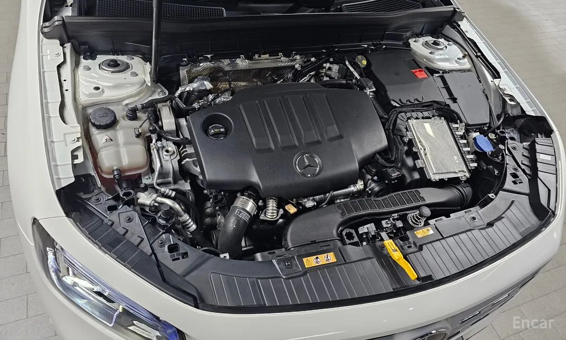 Mercedes-Benz GLB-Class 2020 GLB200 d