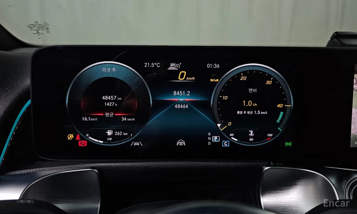 Mercedes-Benz GLB-Class 2020 GLB200 d