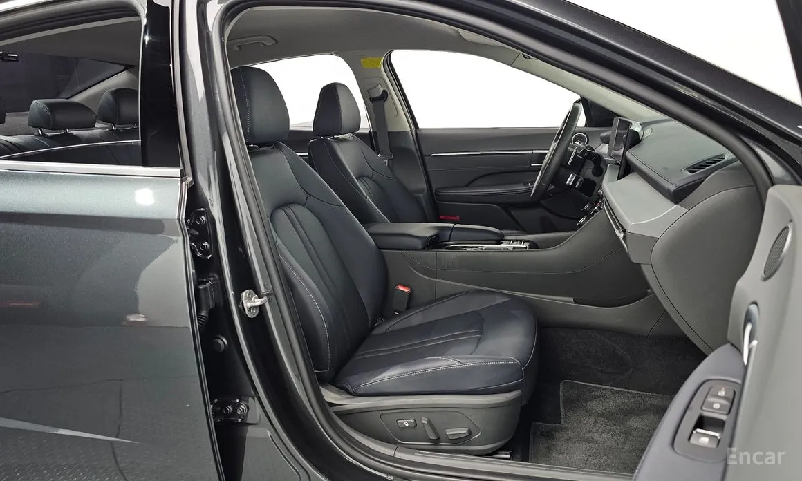 Hyundai Sonata 2023 2.0