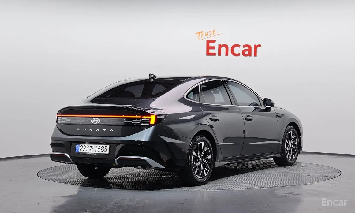 Hyundai Sonata 2023 2.0