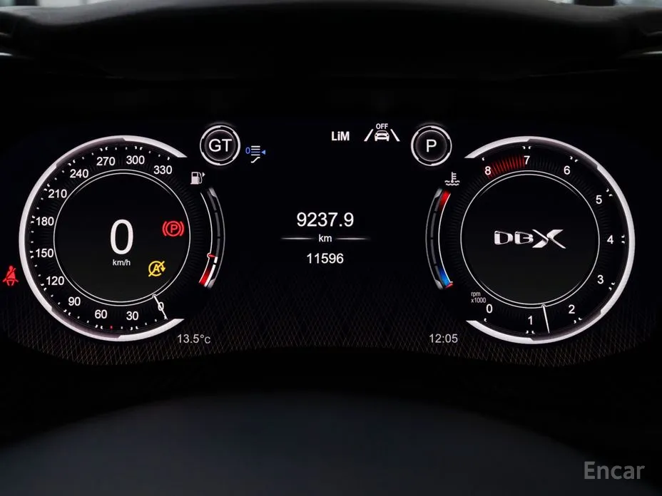 Aston Martin DBX 2020 4.0 V8