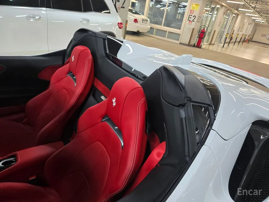 Ferrari SF90 2021 4.0