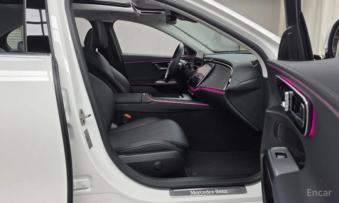 Mercedes-Benz E-Class 2024 E220d 4MATIC Exclusive