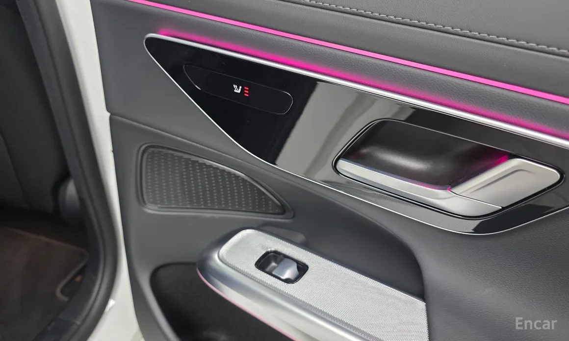 Mercedes-Benz E-Class 2024 E220d 4MATIC Exclusive