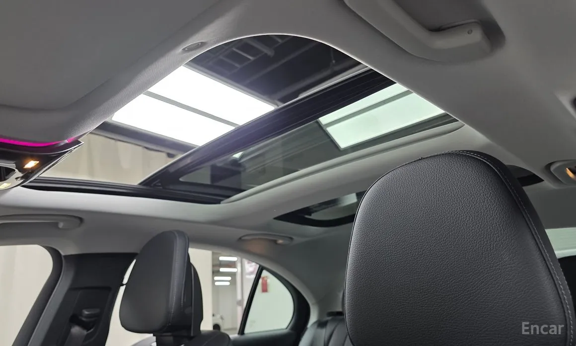 Mercedes-Benz E-Class 2024 E220d 4MATIC Exclusive