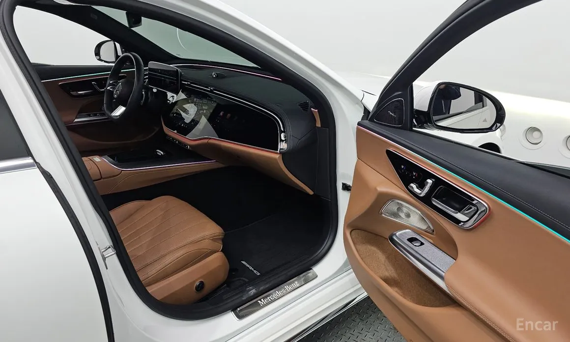 Mercedes-Benz E-Class 2024 E300 4MATIC AMG Line