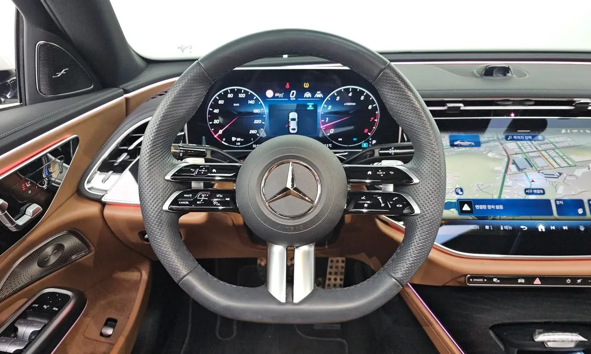 Mercedes-Benz E-Class 2024 E300 4MATIC AMG Line