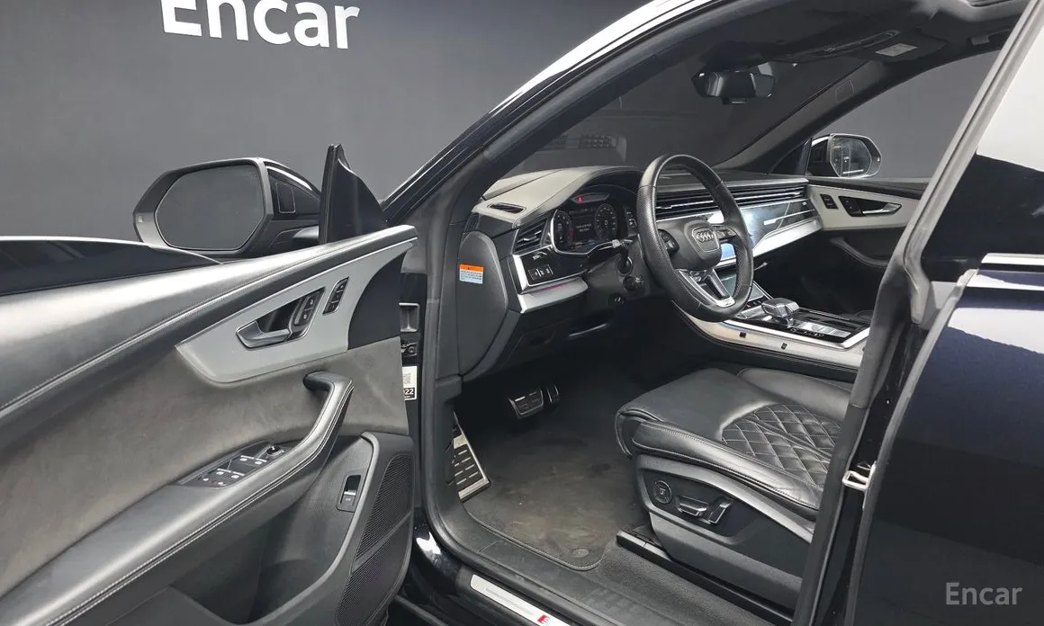 Audi Q8 2018 55 TFSI Quattro Premium