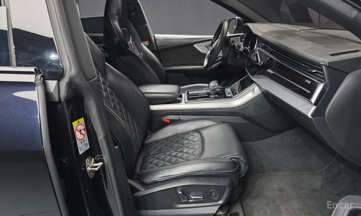 Audi Q8 2018 55 TFSI Quattro Premium