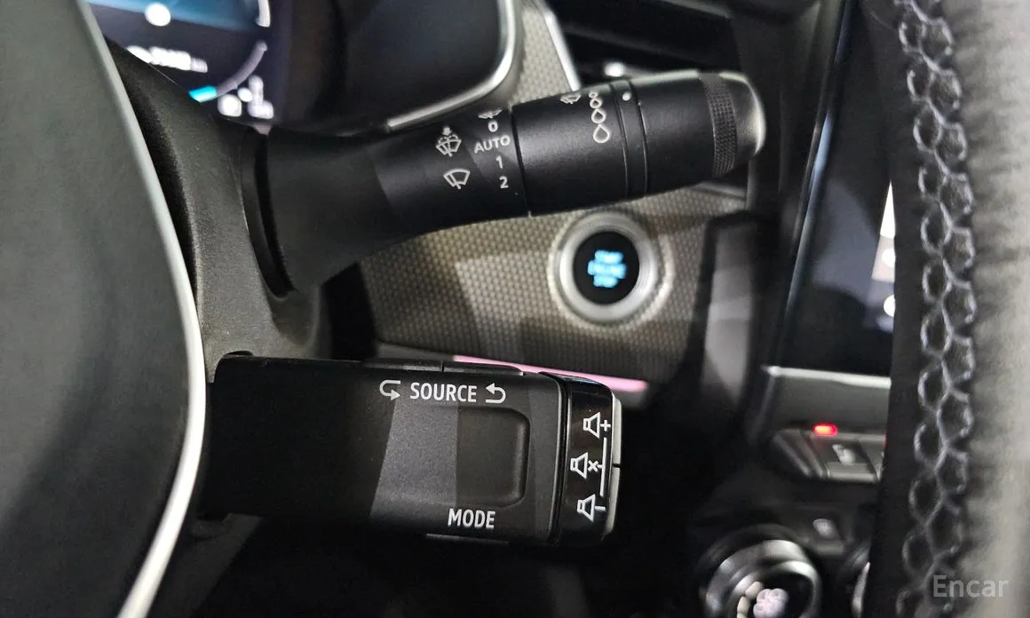 Renault XM3 2020 1.6 E-TECH Inspire e-shifter