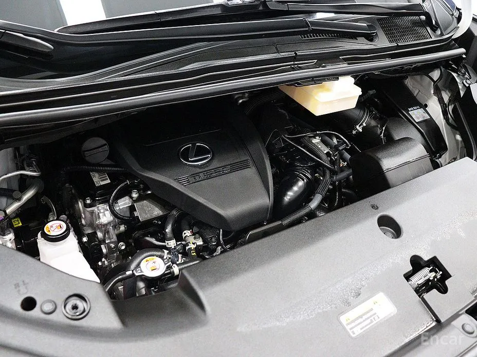 Lexus LM 2024 500h Executive