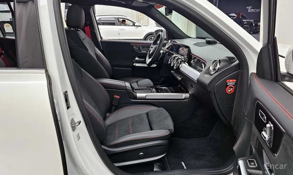 Mercedes-Benz GLB-Class 2020 AMG GLB35 4MATIC