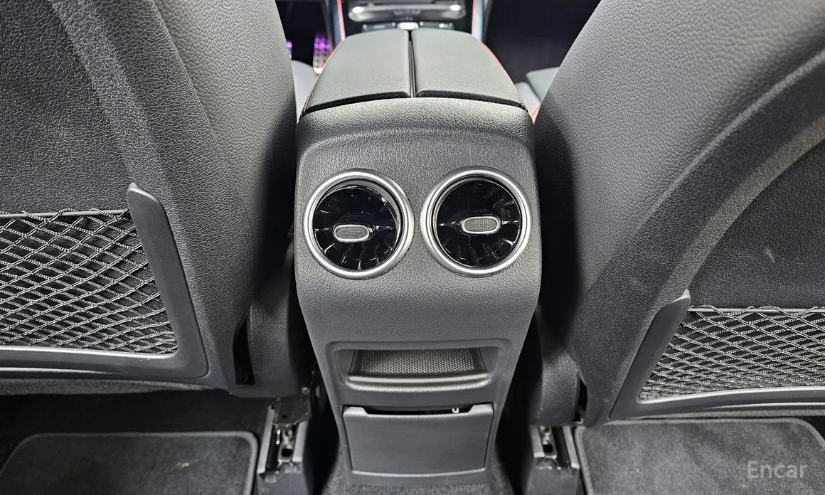 Mercedes-Benz GLB-Class 2020 AMG GLB35 4MATIC