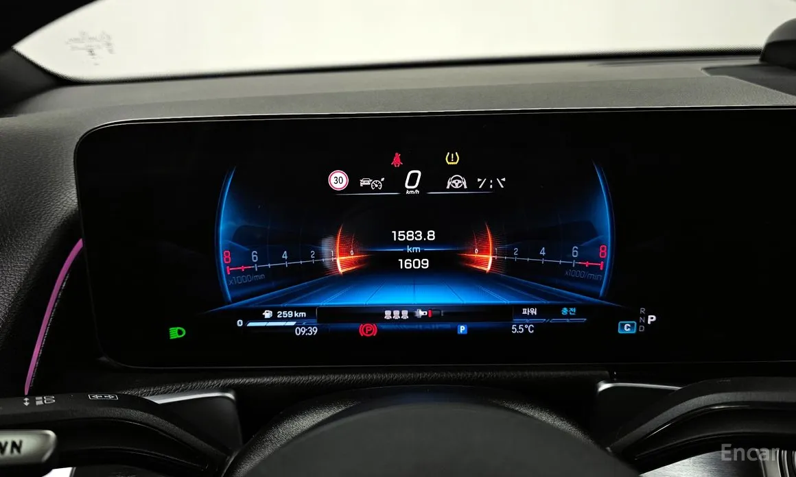 Mercedes-Benz GLB-Class 2020 AMG GLB35 4MATIC