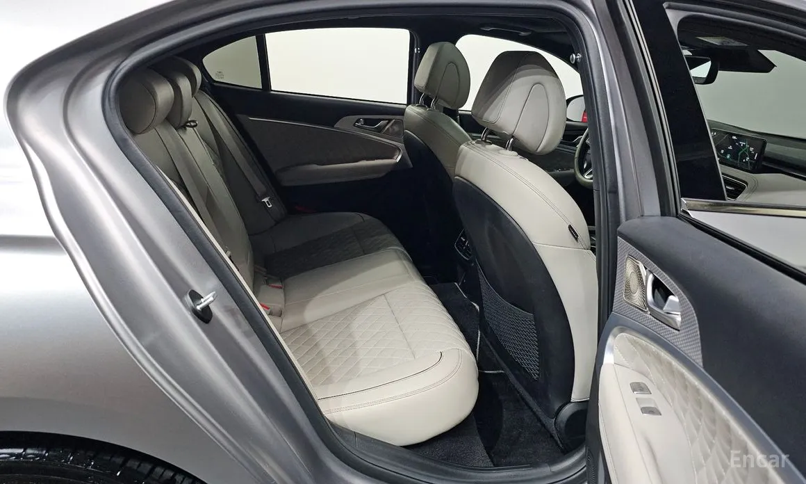 Genesis G70 2022 Gasoline 2.0T 4WD