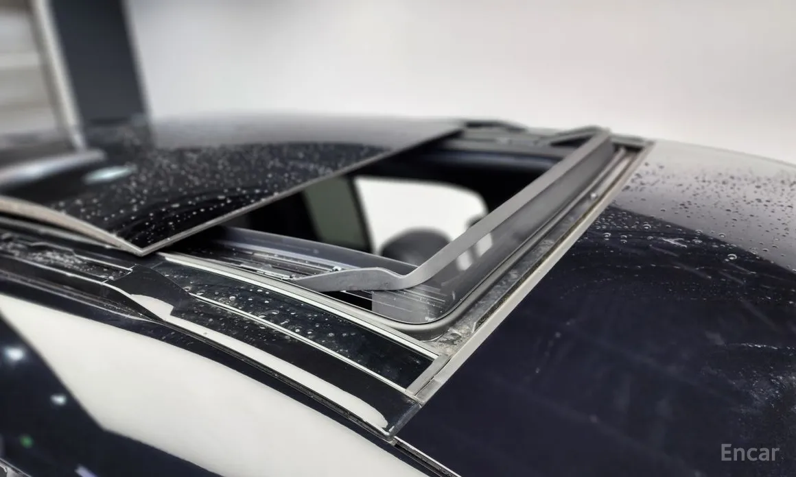 Land Rover Defender 2020 110 P300 X-Dynamic SE