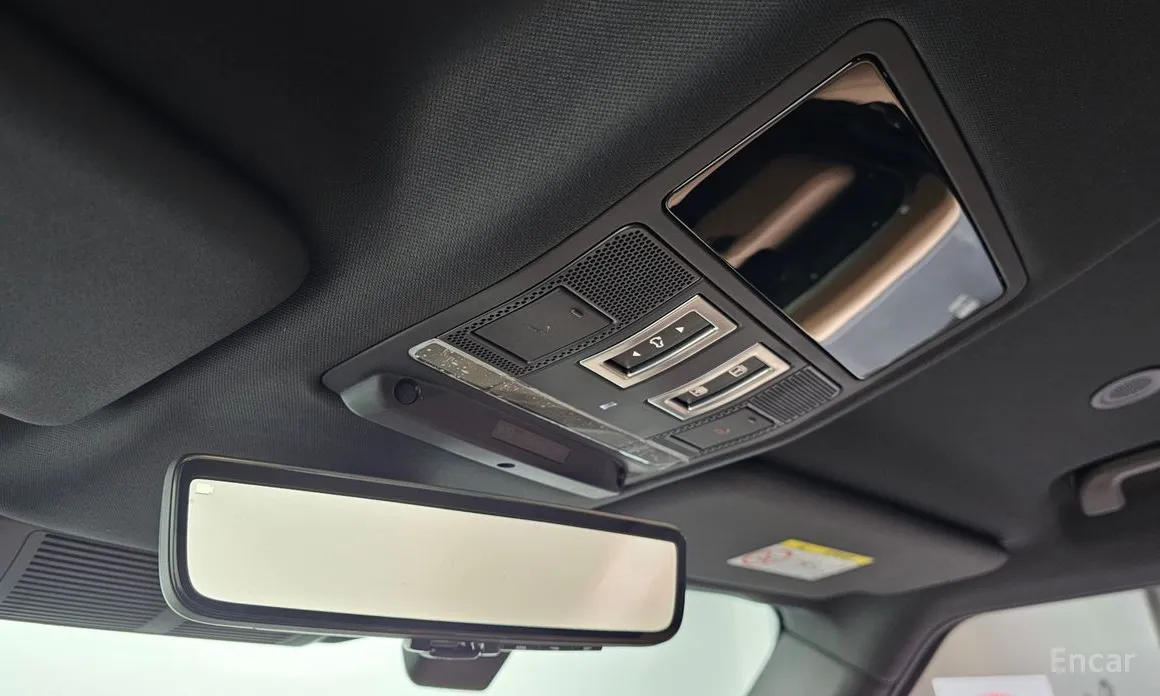 Land Rover Defender 2020 130 P400 X-Dynamic HSE