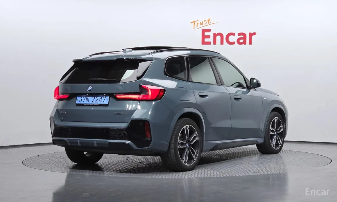 BMW iX1 2023 xDrive 30 M Sport