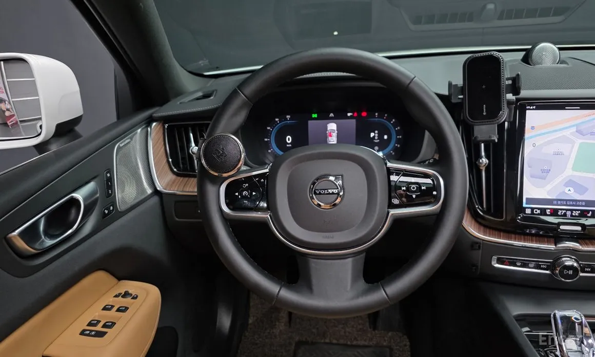 Volvo XC60 2017 B6 Ultimate Bright