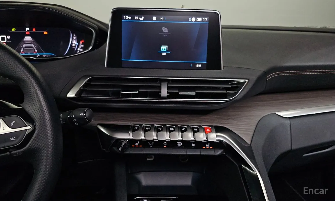 Peugeot 3008 2017 1.2 Pure Tech GT