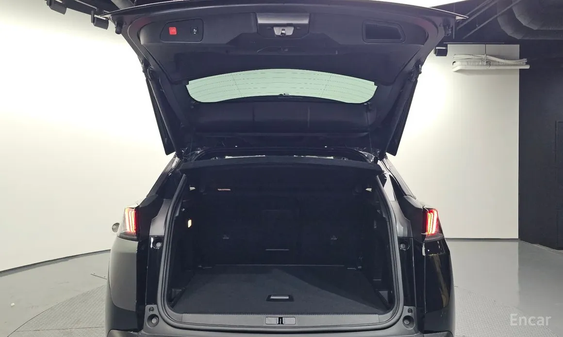 Peugeot 3008 2017 1.2 Pure Tech GT