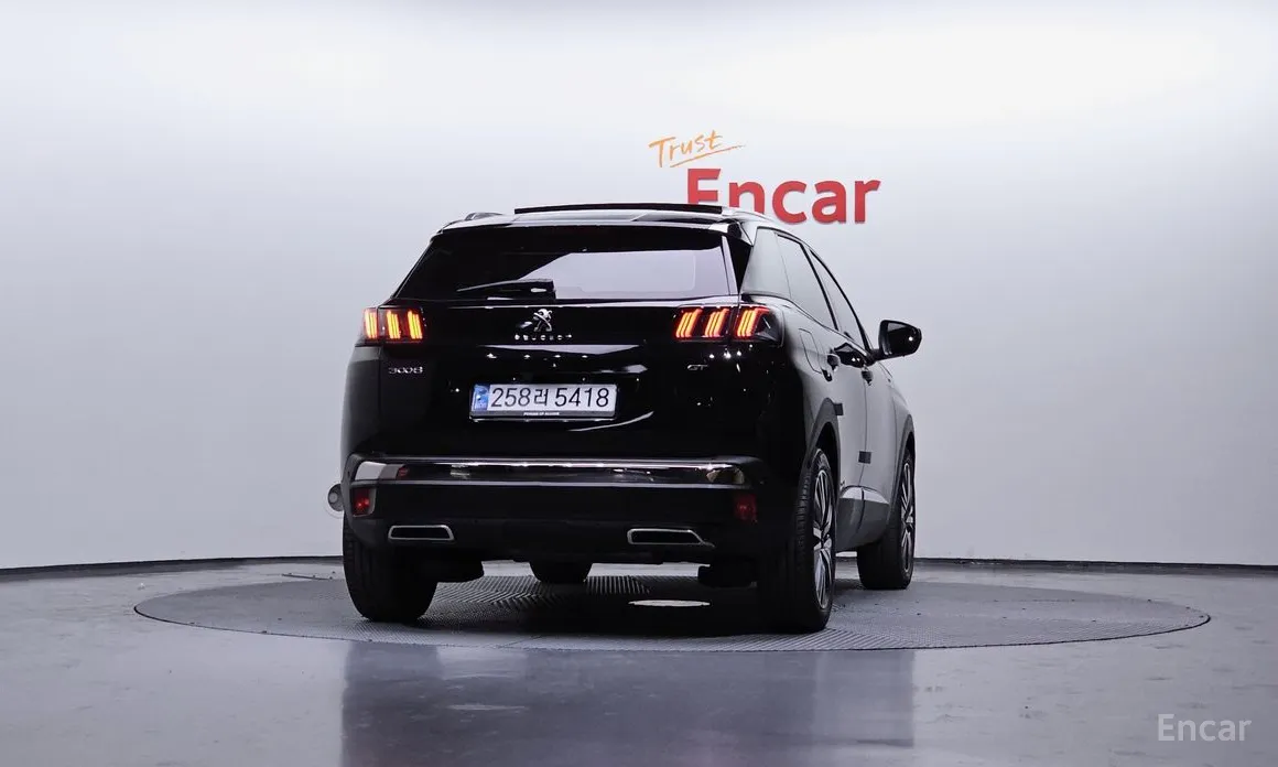 Peugeot 3008 2017 1.2 Pure Tech GT