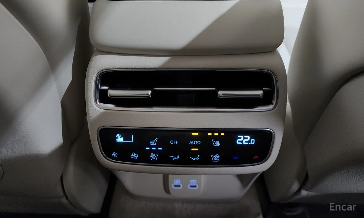 Genesis GV70 2022 e-AWD