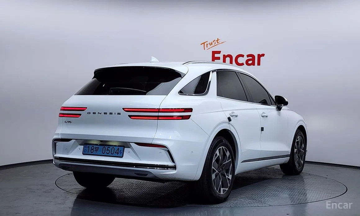 Genesis GV70 2022 e-AWD