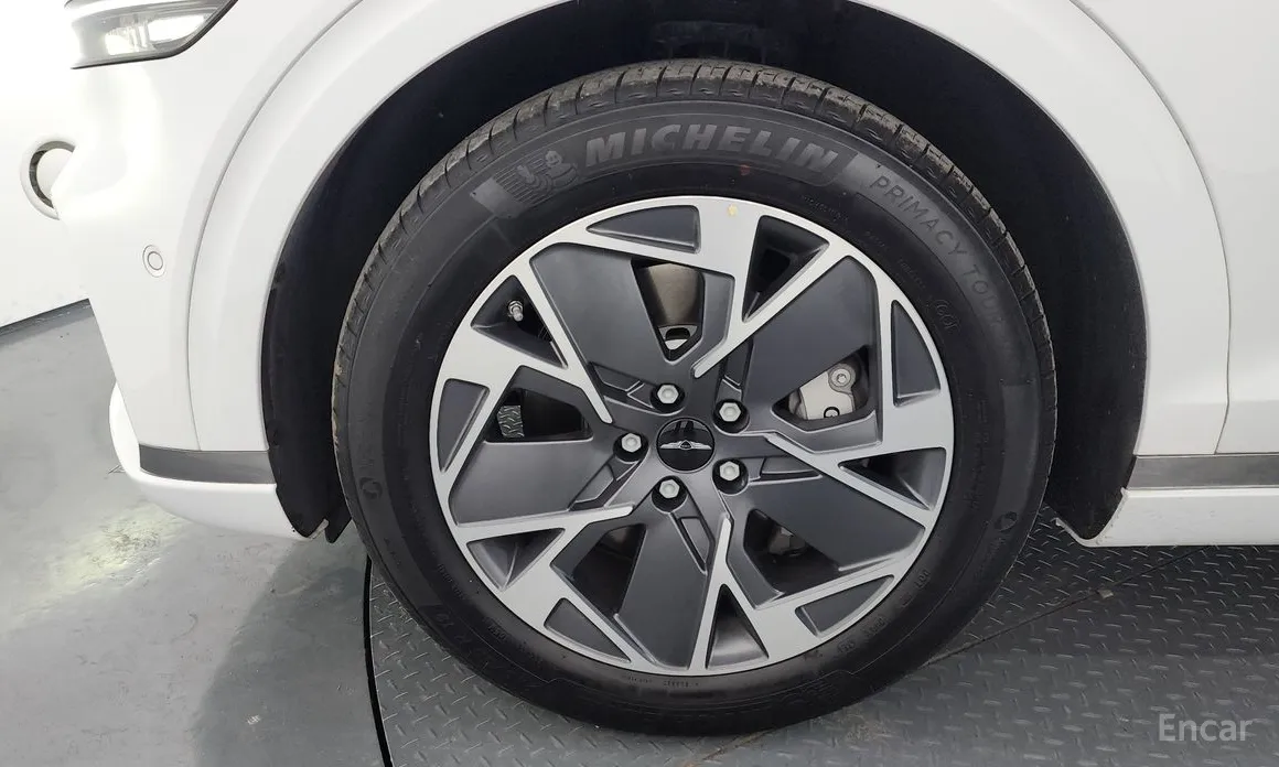 Genesis GV70 2022 e-AWD