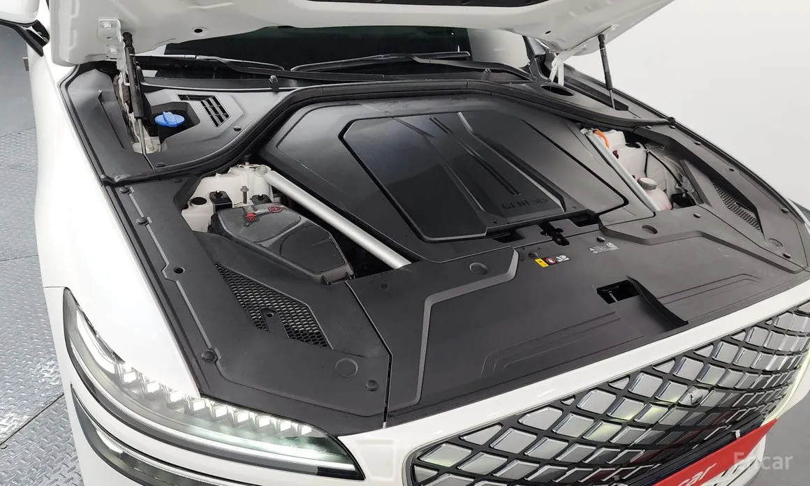 Genesis GV70 2022 e-AWD