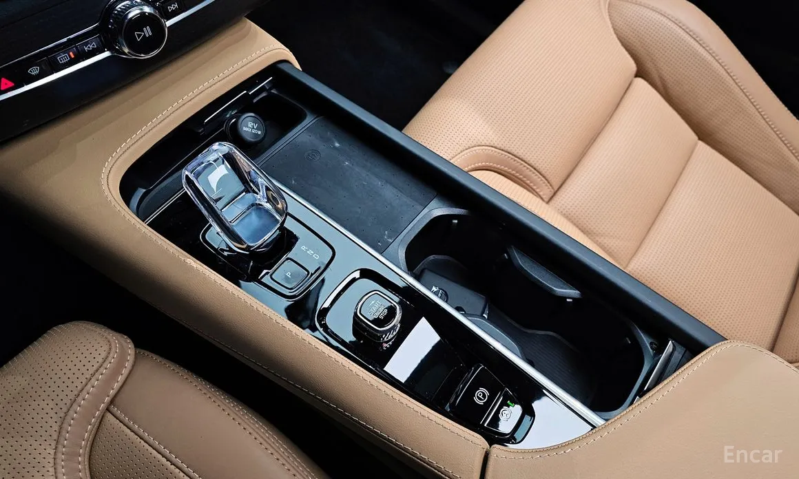 Volvo XC90 2016 T8 Ultimate Bright Hybrid