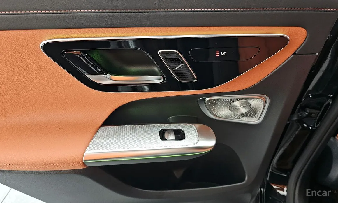 Mercedes-Benz GLC-Class 2023 GLC300 4MATIC Coupe