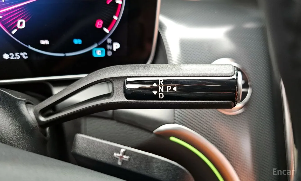 Mercedes-Benz GLC-Class 2023 GLC300 4MATIC Coupe