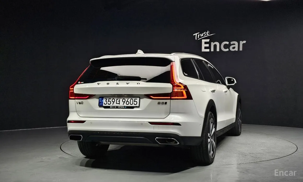Volvo V60 2019 B5 Pro AWD