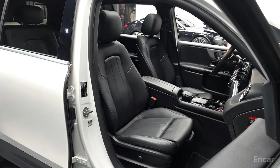 Mercedes-Benz GLB-Class 2020 GLB200 d