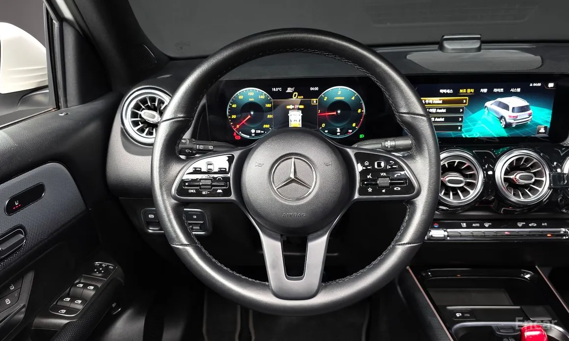 Mercedes-Benz GLB-Class 2020 GLB200 d