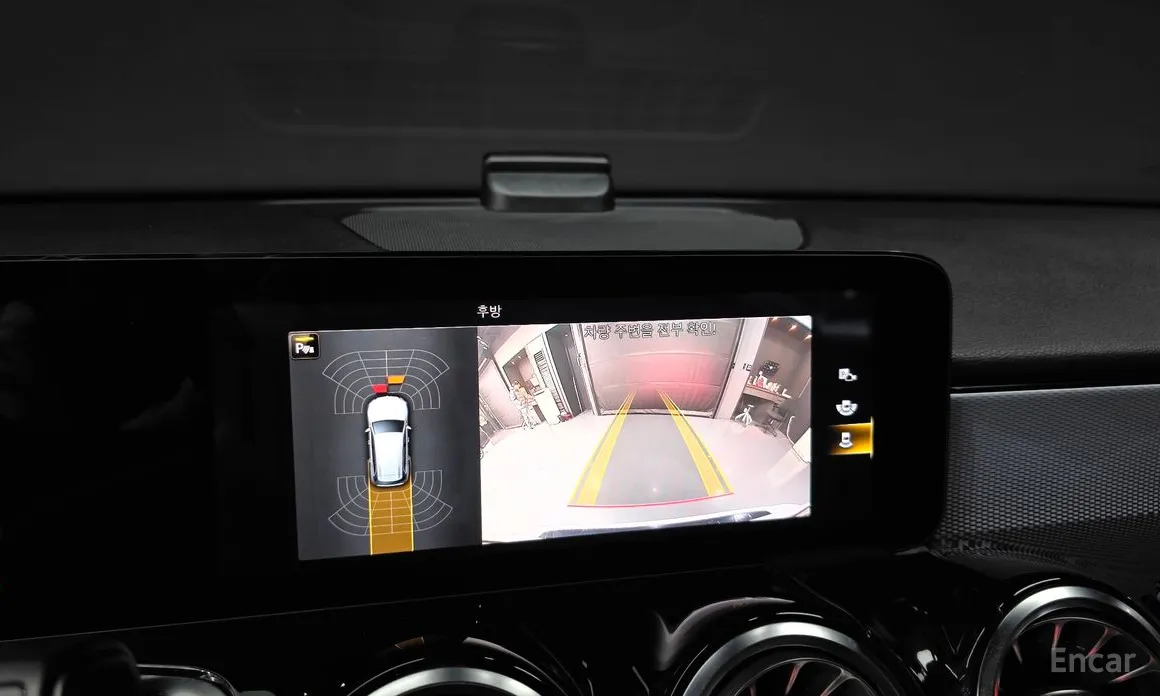 Mercedes-Benz GLB-Class 2020 GLB200 d