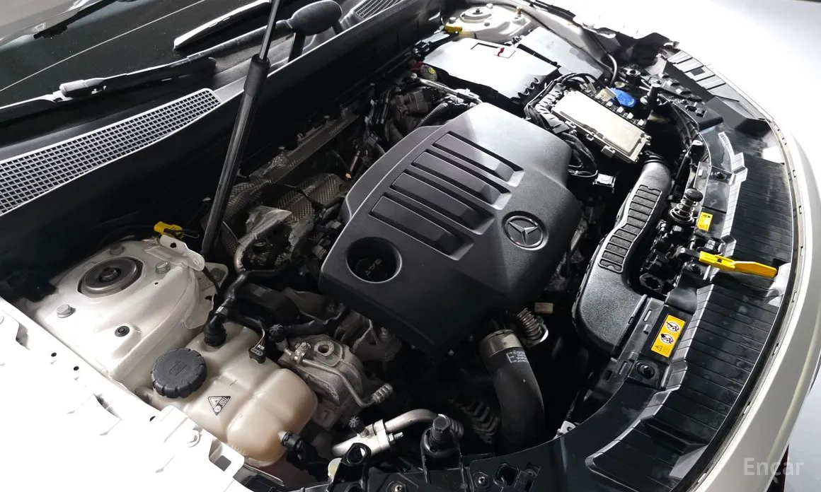 Mercedes-Benz GLB-Class 2020 GLB200 d