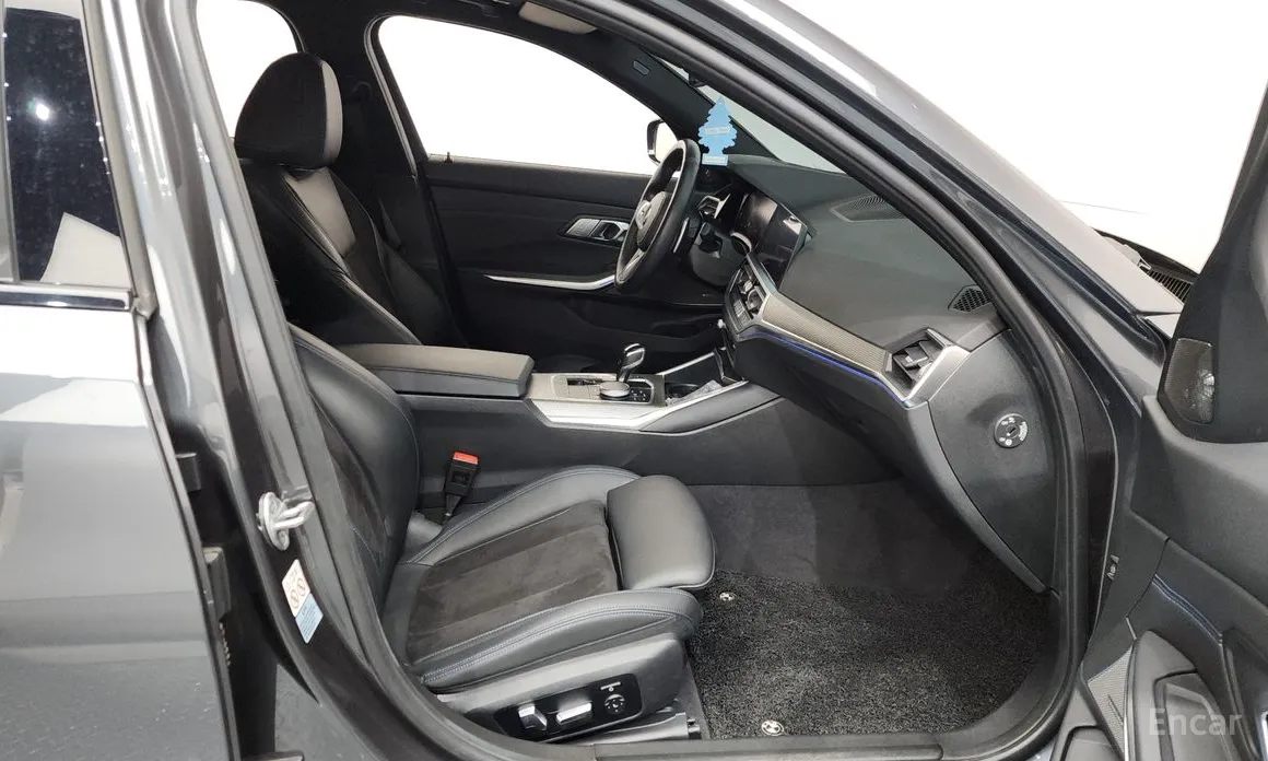 BMW 3 Series 2019 320i M Sport
