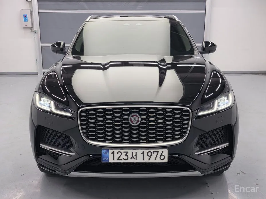 Jaguar F-Pace 2016 P 250 SE